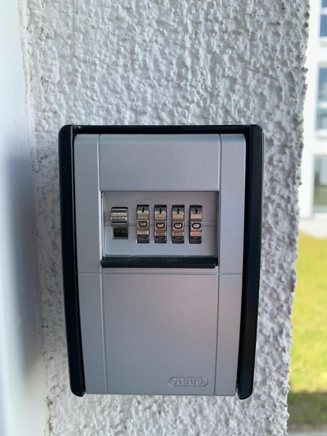 W1 - Kontaktloser 24H Check In, W-Lan, Netflix, Parkplatz, Kueche, Boxspring-Bett Бюкебурґ Екстер'єр фото